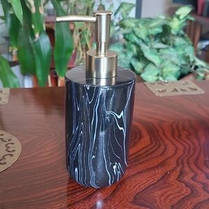 Natori Soap Dispenser